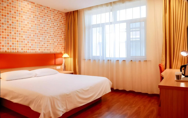 Ease Hotel (Xinmin Liaohe Street Store)