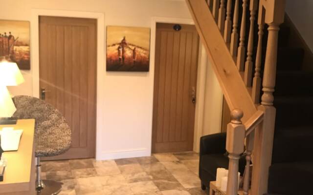 Barncroft Luxury Guest House