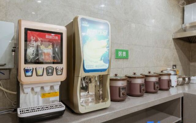 Mingxiang Hotel