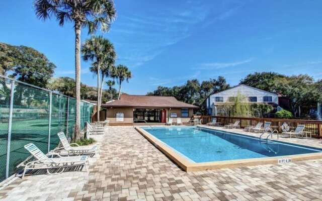2594 Forest Ridge Drive