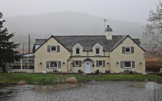 Llwyn Onn Guest House