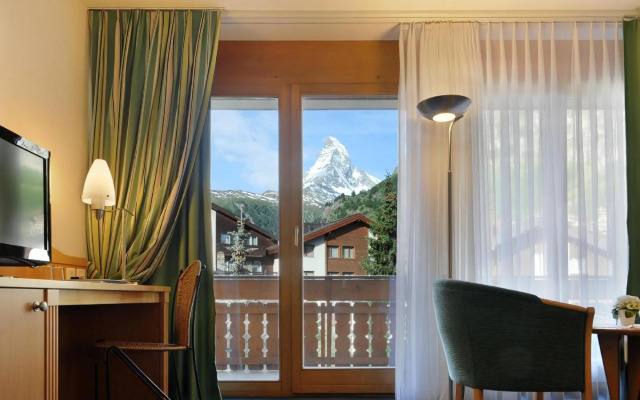 Alpine Hotel Perren