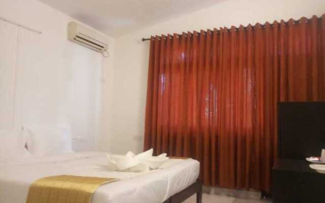 Candolim Hideout Resort