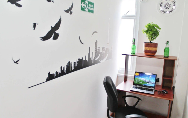 Urbana Hostel