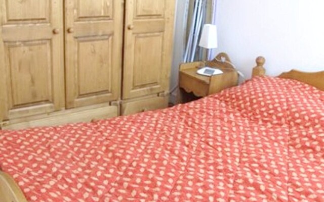 Apartment With one Bedroom in Saint-laurent-en-grandvaux, With Wonderf