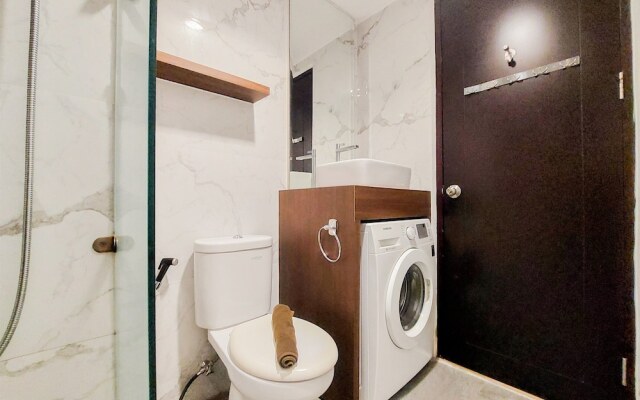 Homey And Modern 2Br At Casa De Parco Apartment