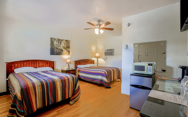 Cadiz Motel by OYO on route 250