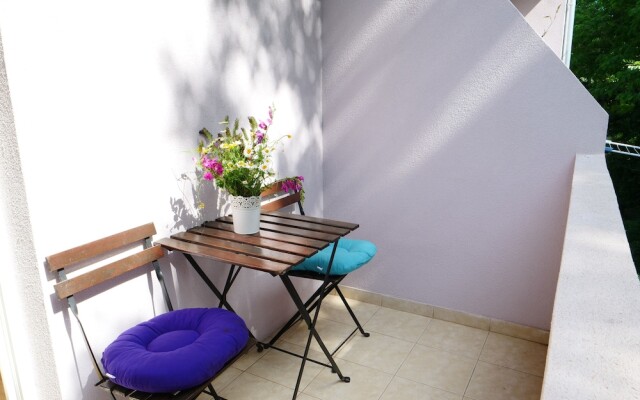 Apartment and Rooms Vilma