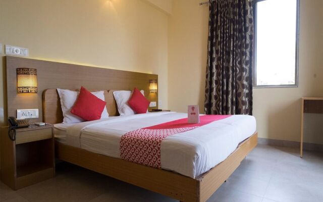 OYO 878 Hotel Sunkissed Plaza