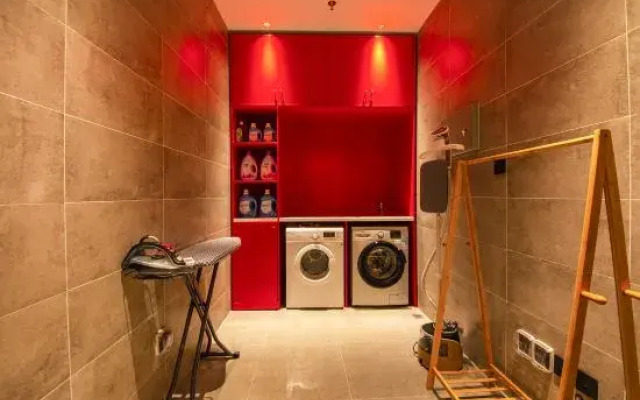 Ibis Hotel (Shenyang Middle Street Forbidden City)