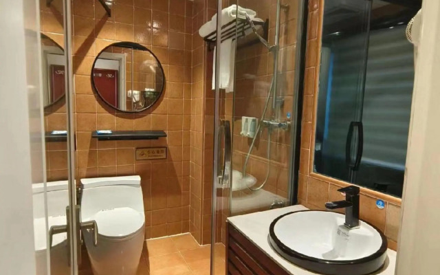Jinhu Hotel