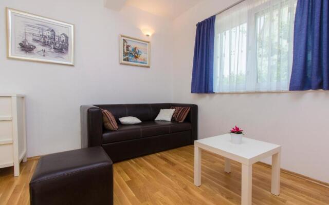 Apartments Villa Tribunj