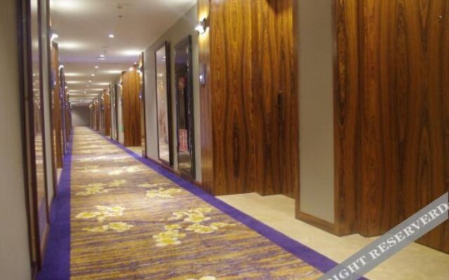 Yihe Junyue Resort Hotel
