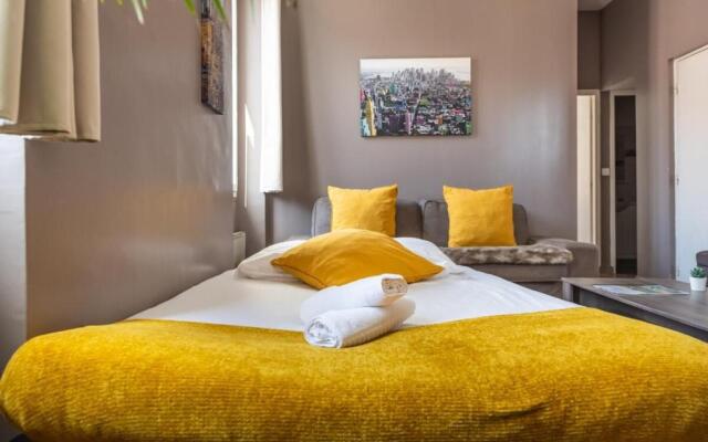 L'atelier T2 Spacieux Clim-Wifi-Netflix