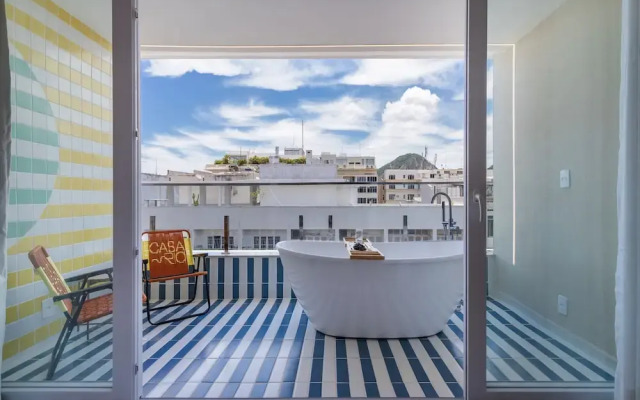 Sea View and Balcony With Bathtub Q4