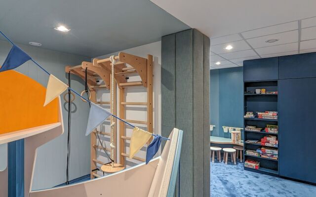 Two-bedroom Accepting Pets by Renters