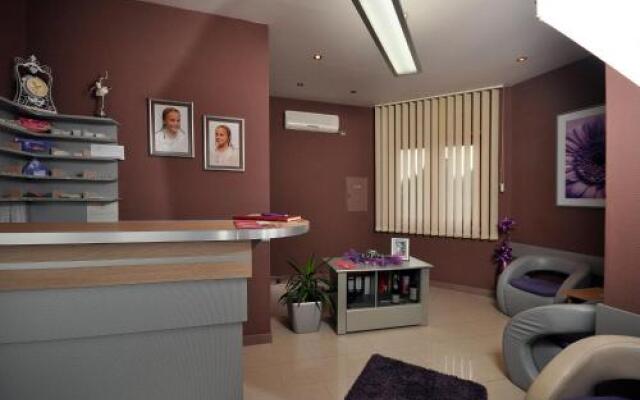Apartments Iwa Centar