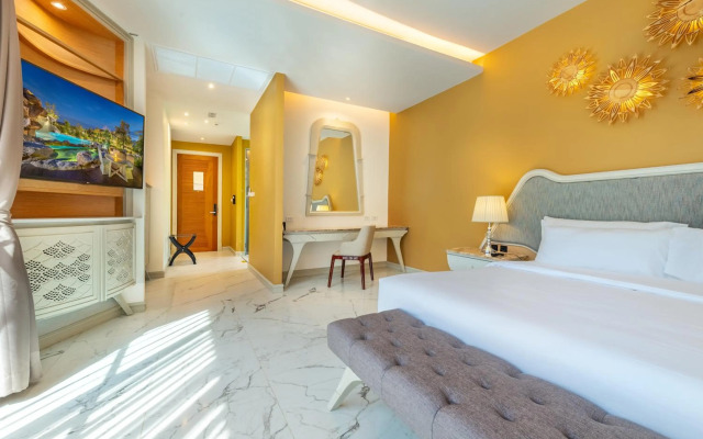 Phukalini Luxury Pool Villa & Onsen