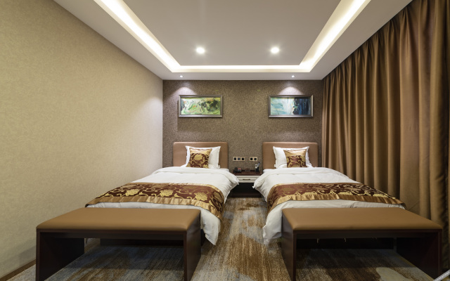 qingzhu Jinyue Hotel (Kuangshan Automobile Great World, Shanghai, Jinan)