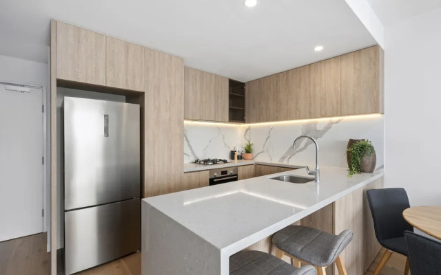 Broadbeach Casino Private Apartment GCLR