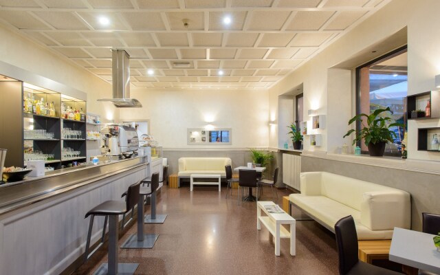 Bes Hotel Papa San Pellegrino Terme
