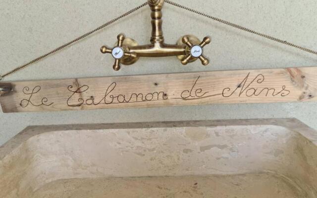 Le Cabanon de Nans. Gîte de charme en Provence.