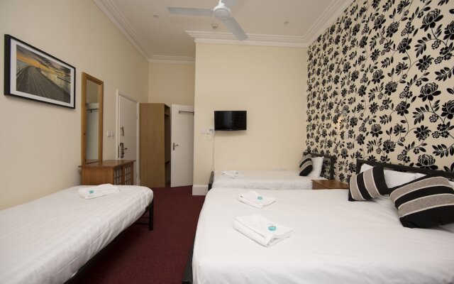 Royal Guest House by Saba