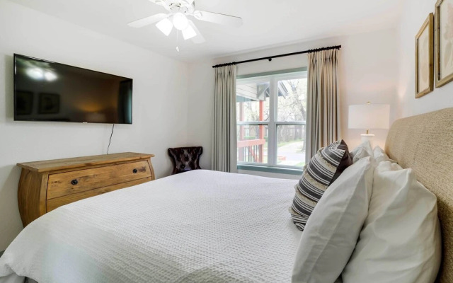 Tulsa Vacation Home ~ 3 Mi to Downtown