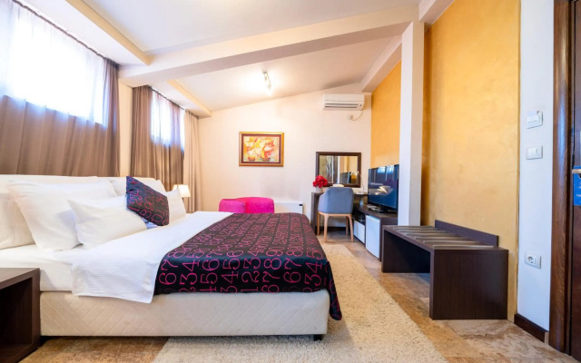 Hotel Alexandar Lux