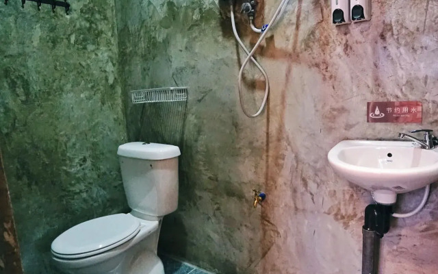 Cube Bed Station - Hostel