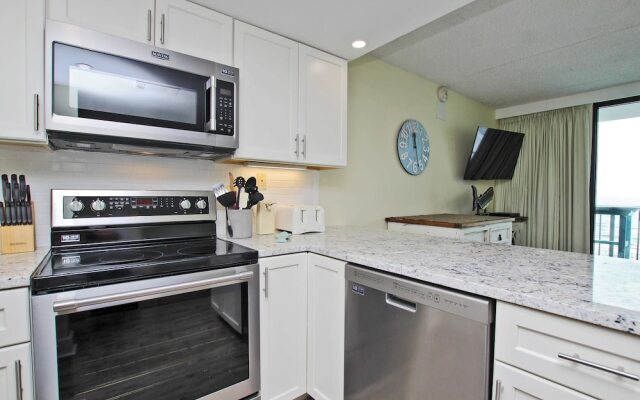 Island Winds East 605