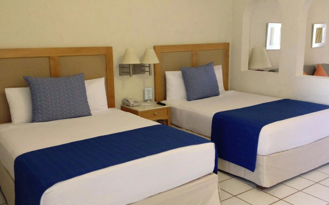 Park Royal Homestay Los Cabos