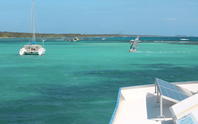 Aqua Lodge
