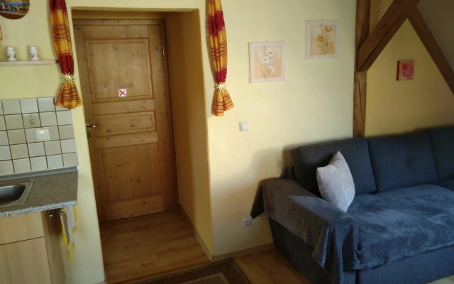 Pension/FeWo E. Tschernach