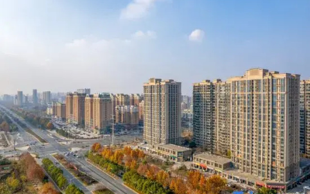 Xinyang Yunzhi Hotel