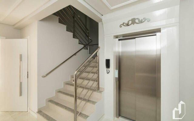 Apartamento com 02 dormitórios