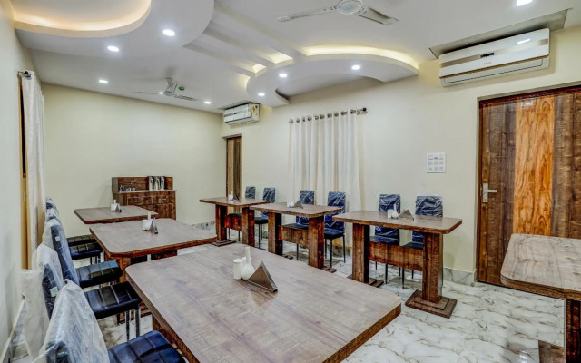 OYO 38027 Hotel Ashoka by OYO Rooms