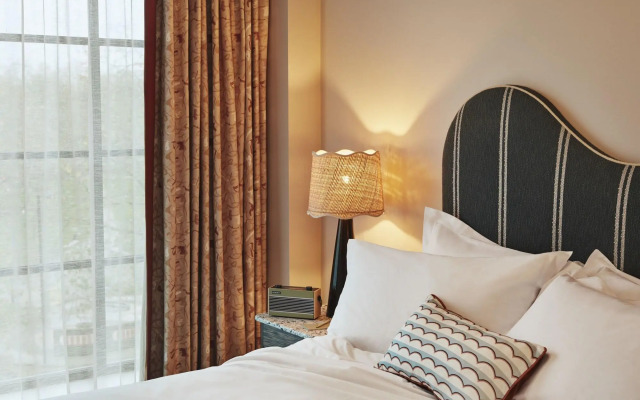 The Hoxton Shepherds Bush