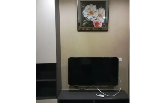 The Base Central Pattaya by Avi