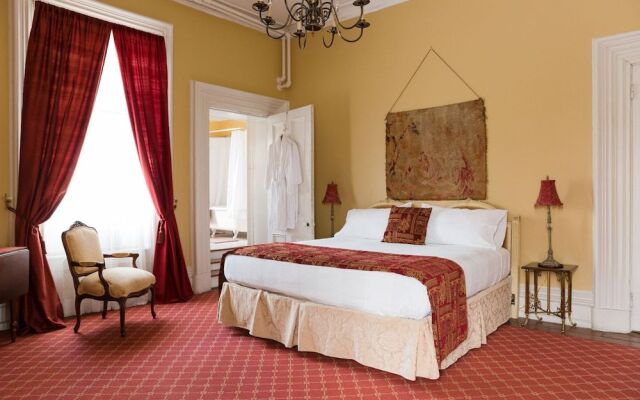 Ragland Mansion Bed & Breakfast