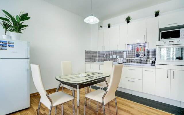 Home4day Sunny City Central Flat