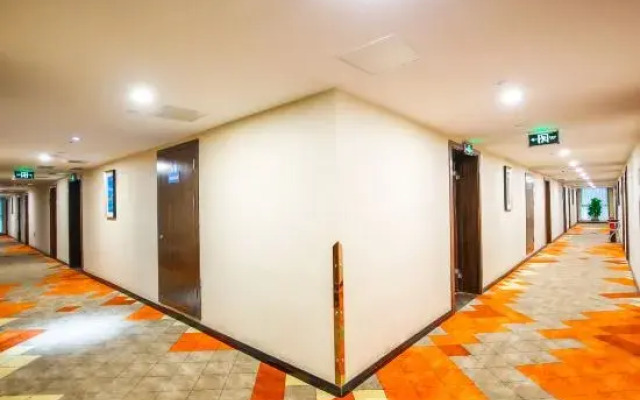 Ruihao Yazhi Hotel (Global Center Store)