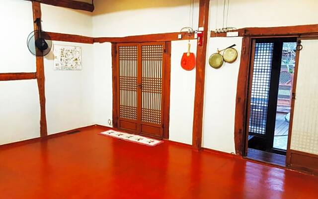 Nokwon Hanok Guesthouse