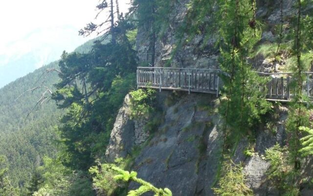 Hotel Gebidem