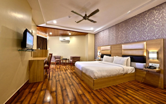 Hotel Inclover – Guest Rooms – Dharamshala