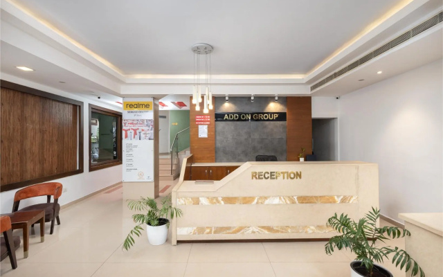The Senate Hotel – Lobby – Ernakulam