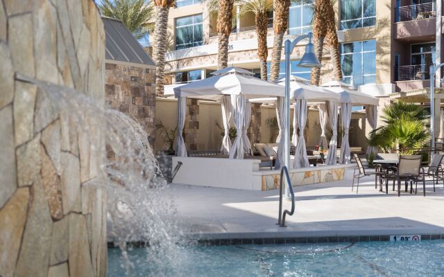 Staybridge Suites: Las Vegas - Stadium District by IHG