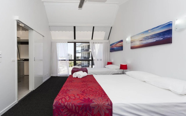 Broadbeach Travel Inn Apartments