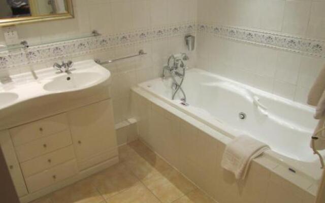 Best Western Consort Hotel
