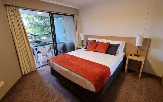 1BR Executive Apartment in City Centre